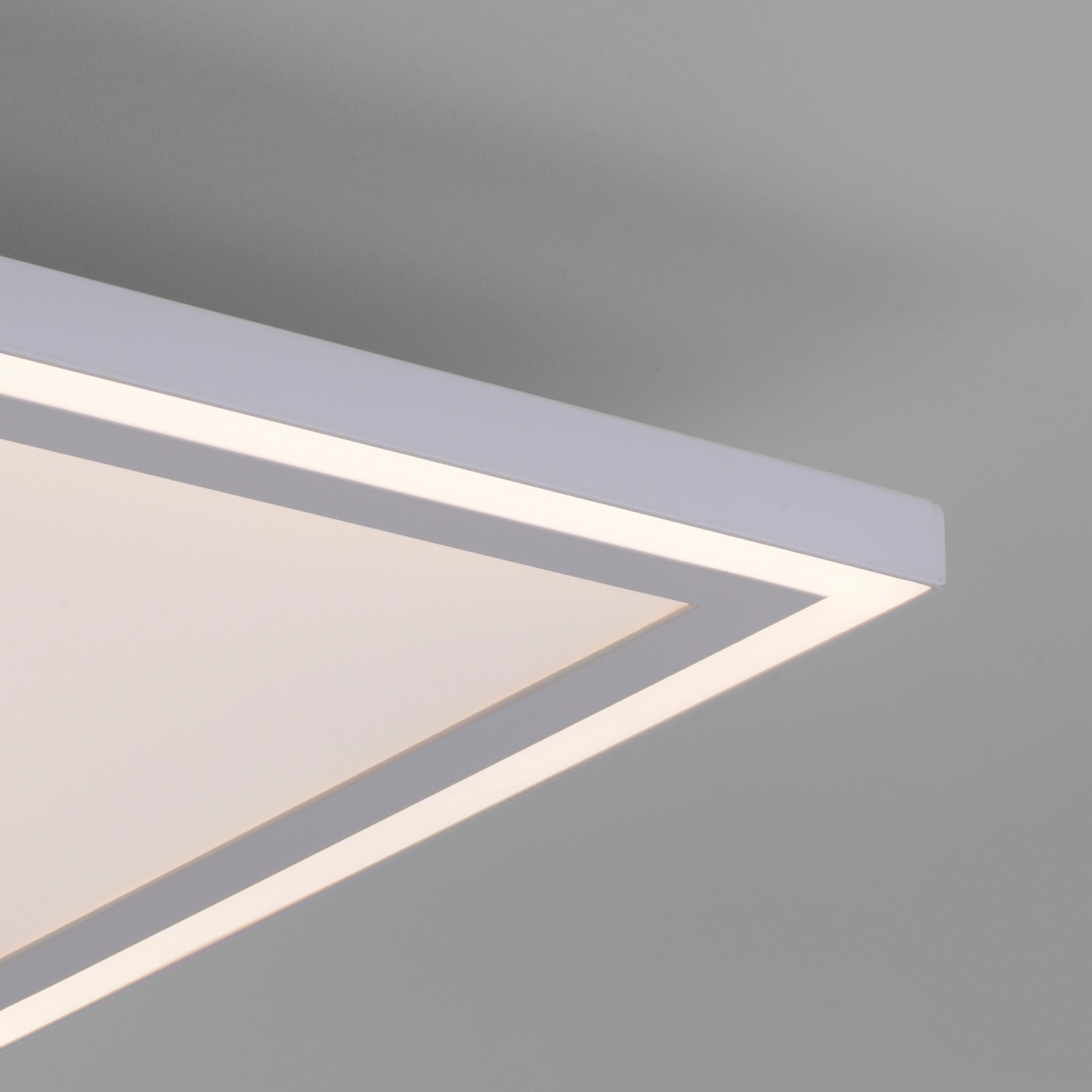 Quadratische, dimmbare LED-Deckenleuchte Edging in Weiß, 46,4 cm x 46,4 cm.