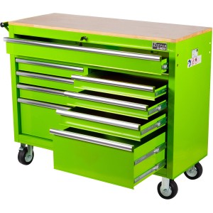 Grüner Zipper Werkstattwagen ZI-WS9F mit 9 Schubladen und Holzplatte.