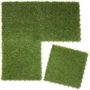 4er Set grüne Grasfliesen 30x30cm mit Stecksystem für Balkon und Terrasse.