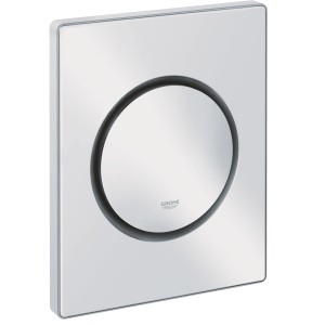 Grohe Nova Cosmopolitan WC-Drückerplatte in Chrom mit runder Betätigung.