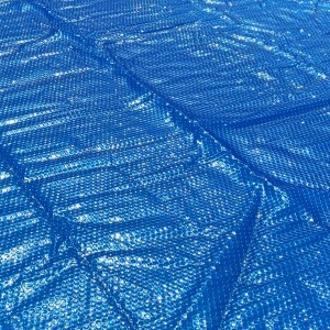 Blaue Summer Fun Pool Solarfolie für runde Pools bis Ø 420 cm, Nahaufnahme der Luftpolster.