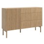 Selsey Nolie Sideboard, 140 cm, geölte Eiche. Links geriffelte Tür, rechts 3 grifflos Schubladen. Japandi-Stil.