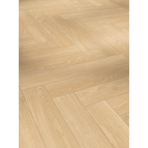 Verlegtes Parador Trendtime 3 Laminat Eiche Studioline Natur im Fischgrätmuster.