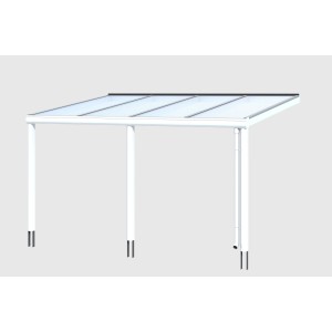 Weiße Skan Holz Terrassenüberdachung Garda mit Polycarbonat-Doppelstegplatten.