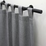 Schwarzes Gardinia Gardinenstangen-Set Zylinder mit grauer Schlaufengardine.