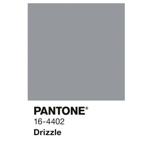 Graues Farbfeld der Alpina Innenfarbe Pantone Drizzle. Zeigt den Farbton 16-4402 Grau für Wände.