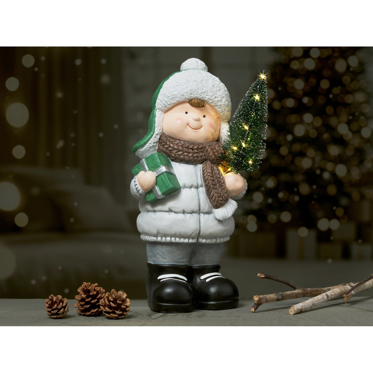 LED-Weihnachtsfigur Junge 21,5 cm x 16,5 cm x 43 cm kaufen bei OBI