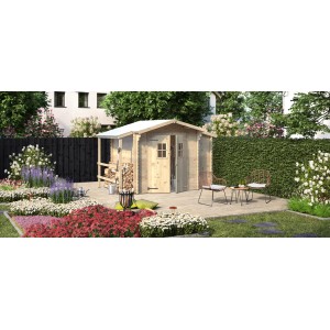 Weka Gartenhaus Bologna mit naturbelassenem Holzfußboden im Garten.