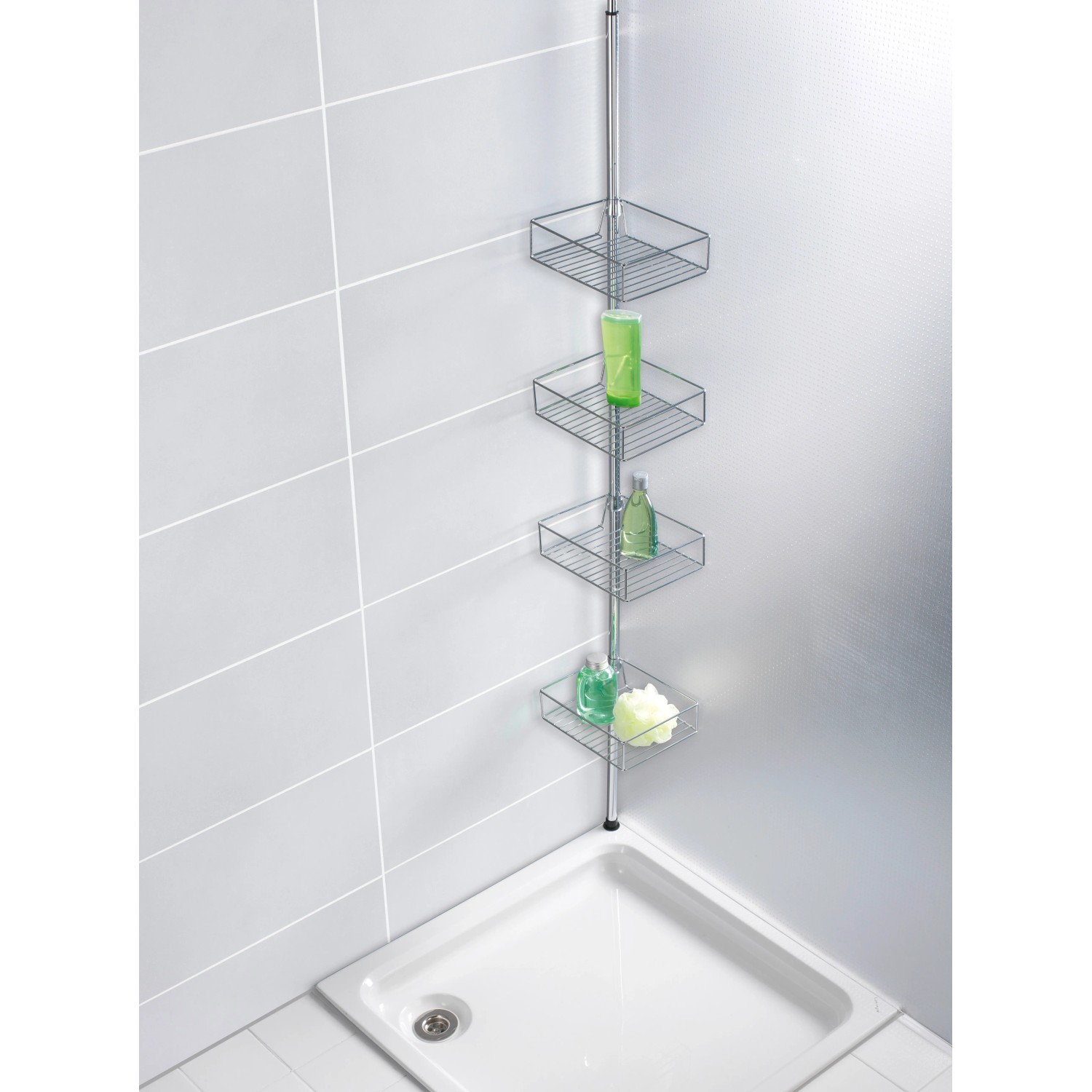 Wenko Domaso Teleskopregal aus Edelstahl mit 4 Ablagekörben in Dusche.