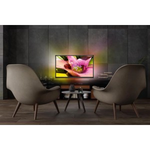 Osram LED-Strip Flex RGB 300 cm hinter TV, farbige Ambientebeleuchtung im modernen Wohnzimmer. Ideal für TV-Hintergrund.