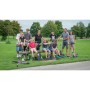 Six Degrees Aluminium Scooter grün, Testsieger, mit Klappmechanismus, Ständer, 205 mm. Gruppe im Park.