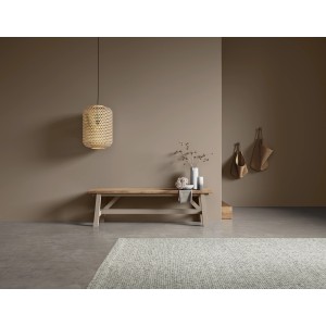 Raumgestaltung mit Schöner Wohnen Naturell Kreidefarbe Holzkunst, Wandfarbe in Braun.