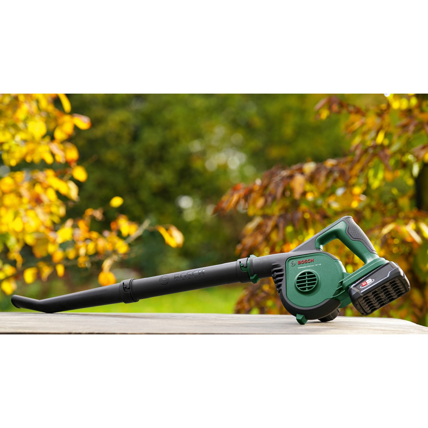Bosch AkkuLaubbläser UniversalLeafBlower 18V130 inkl. Akku und