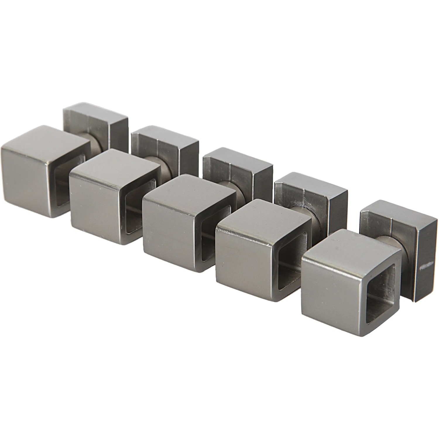 Fünf Vierkantstabhalter aus Aluminium für Treppen und Geländer.