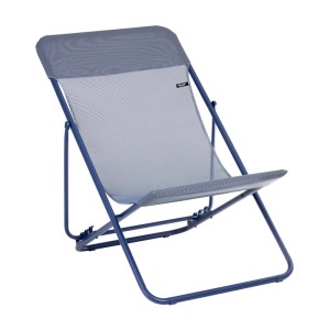 Lafuma Maxi Transat Liegestuhl in Indigo: Gartenstuhl mit blauem Gestell und Bezug aus Batyline ISO Gewebe.