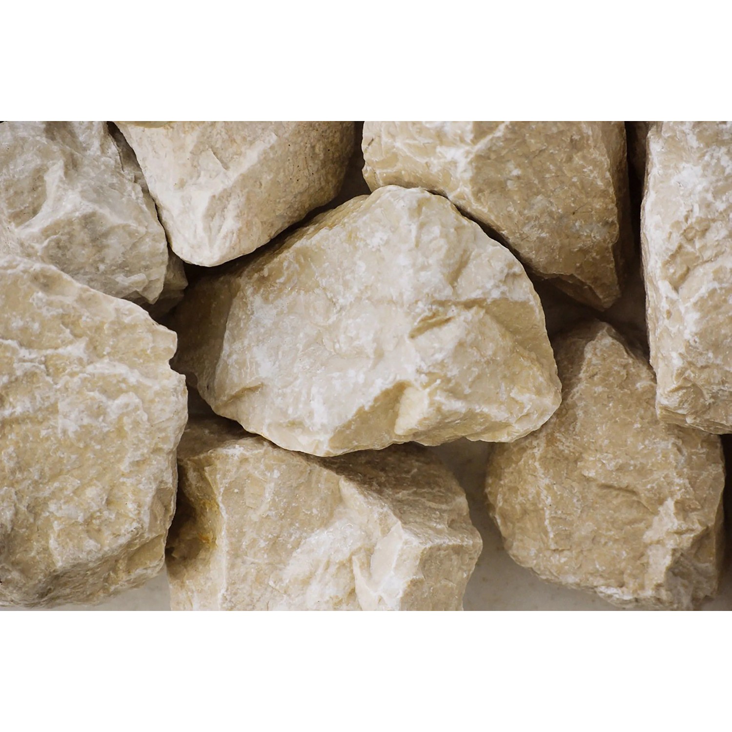 Nahaufnahme von Chateau-Beige Marmorsteinen für Scherf Gabione, Einfassung oder Mauersystem.