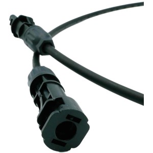 Absaar Solar Verlängerungskabel Betteri 1 m, schwarzes Kabel mit Steckverbindern für Solaranlagen.