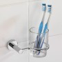 Wenko Zahnputzbecherhalter Elegance Chrom mit Glasbecher und zwei Zahnbürsten.