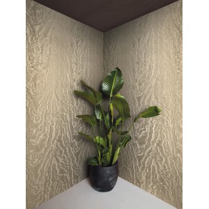 Goldene Marburg Vliestapete in Metalloptik mit Hammerschlag-Design für Wohnräume.