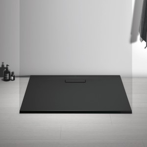 Rechteckige, flache Ideal Standard Duschwanne, 100x80 cm, in Schwarz. Modernes Design für Ihr Badezimmer.
