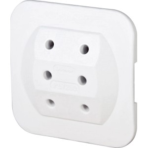 Kopp Euro-Adapter, 3-fach, arktisweiß, für Mehrfachsteckdosen.