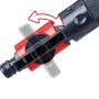 Detailaufnahme: Roter Absperrhahn mit Pfeil der Einhell Regenfasspumpe GC-SP 4042 RB.