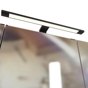 Held Möbel Rom Spiegelschrank 70 cm in Wotaneiche mit LED-Aufsatzleuchte.