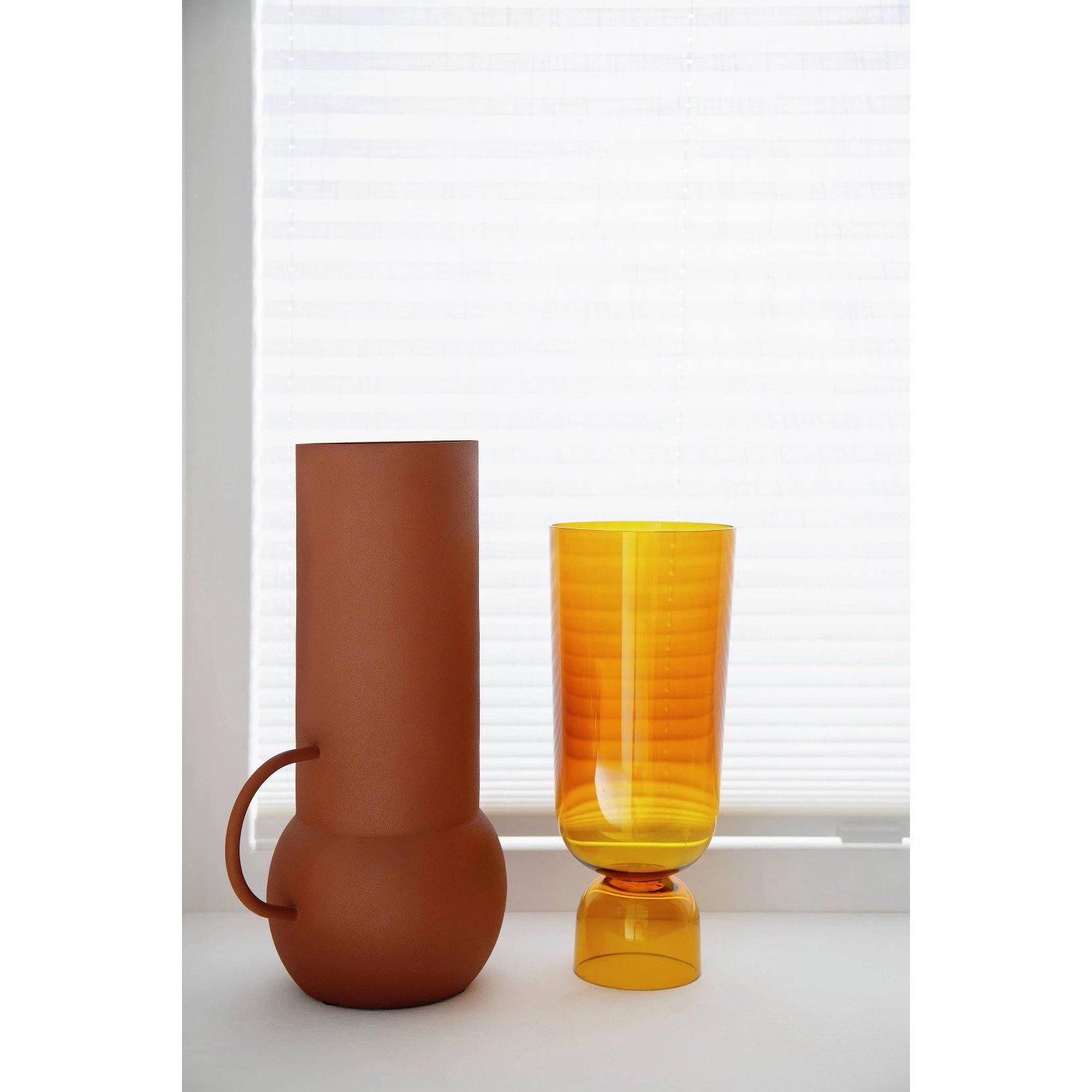 Schöner Wohnen Plissee Marla, 70x130 cm, Weiß vor Fenster, für blickdichten Sicht- und Sonnenschutz.