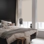 Beige Schöner Wohnen Thermo-Rollos (45x150cm) im Schlafzimmer, verdunkelnd und wärmeabweisend.