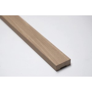 Handlauf Eiche ummantelt für den Innenbereich, mit Montagenut, individuell kürzbar.