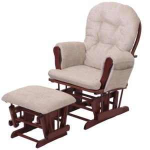 Creme Relaxsessel mit dunklem Gestell und Fußhocker, Chenille-Bezug.