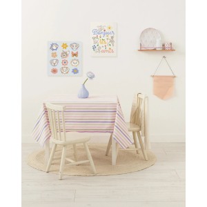 Komar Keilrahmenbild Disney Classics Bonjour Beige im Kinderzimmer.