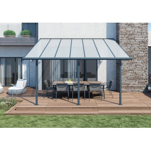 Graue Palram Sierra Terrassenüberdachung 434x295 cm mit Tisch und Stühlen.
