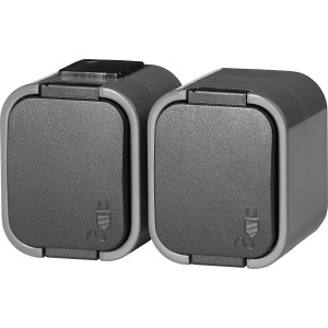 2-fach Feuchtraum-Steckdose IP54, grau, mit Klappdeckel für Innen- und Außenbereich.