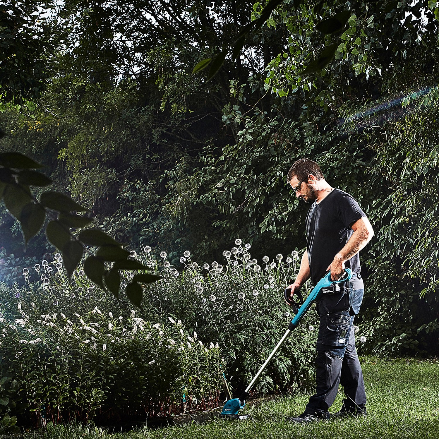 Makita AkkuRasentrimmer DUR181Z 18 V Solo kaufen bei OBI