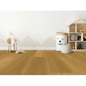 Klebe-Vinylboden Jacopo Oak in Eichenoptik, Lang- und Breitdiele, in hellem Wohnraum verlegt.