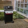 Weber Gasgrill E-210 Spirit 2025, 2 Brenner, Schwarz. Kompakter Grillwagen für Balkon und Terrasse.