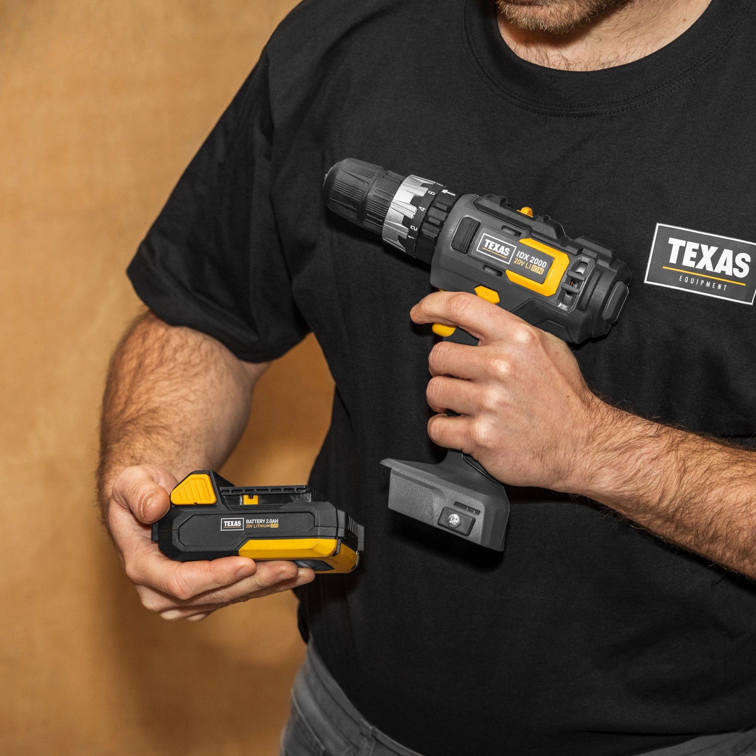 Texas 20V Schlagbohrmaschine IDX2000 mit Akku, ideal zum Schrauben und Bohren.