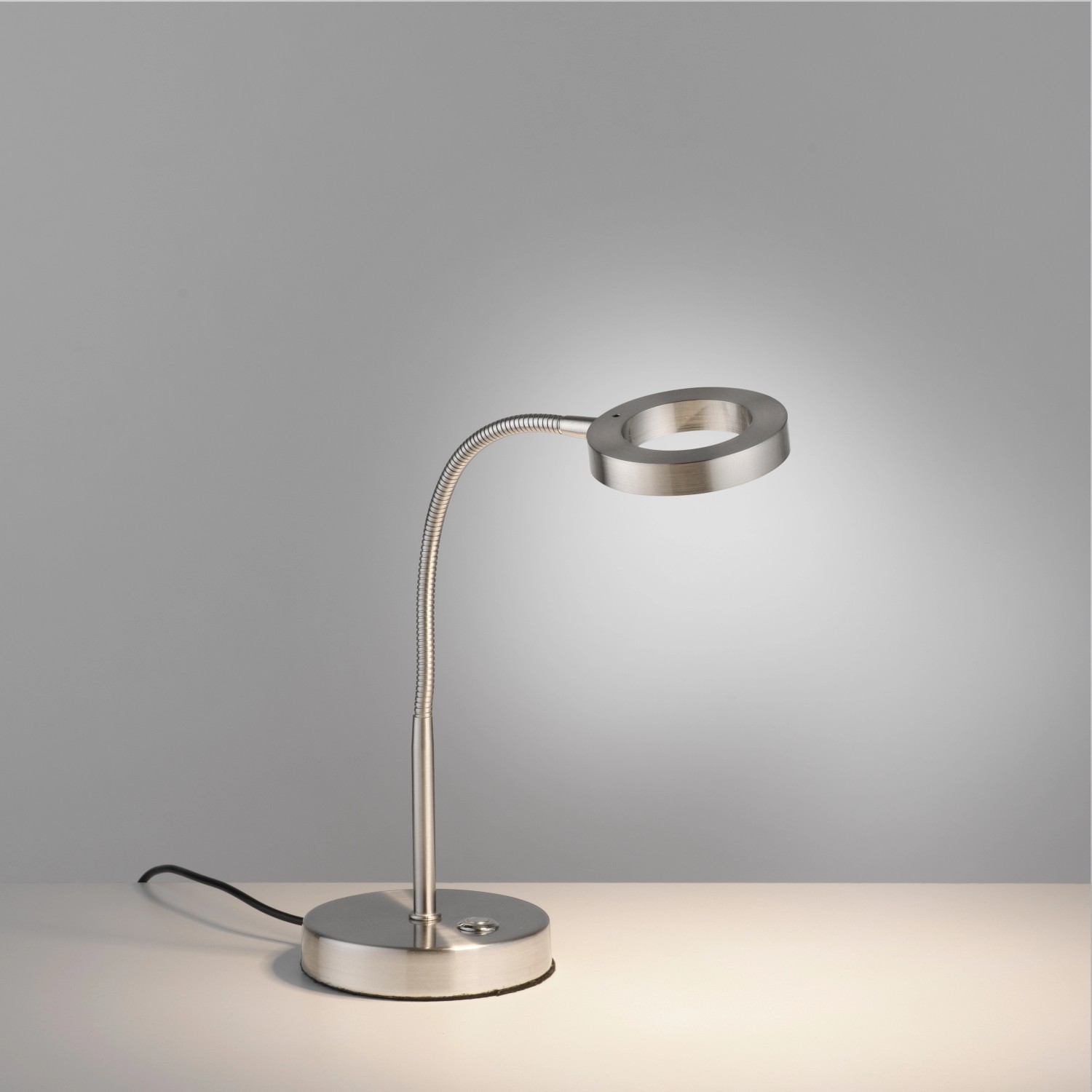 Moderne LED-Tischleuchte Hensko von Paul Neuhaus, Stahloptik, dimmbar.