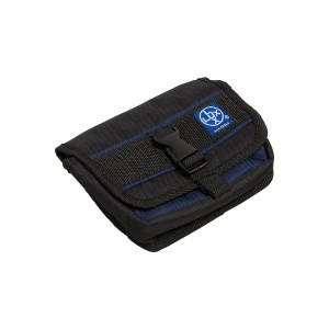 LUX Universaltasche aus robustem Nylongewebe mit Klettverschluss und Gürtelschlaufen.