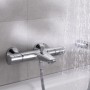 Grohe QuickFix Thermostat-Wannenarmatur Precision Start Chrom mit laufendem Wasser.