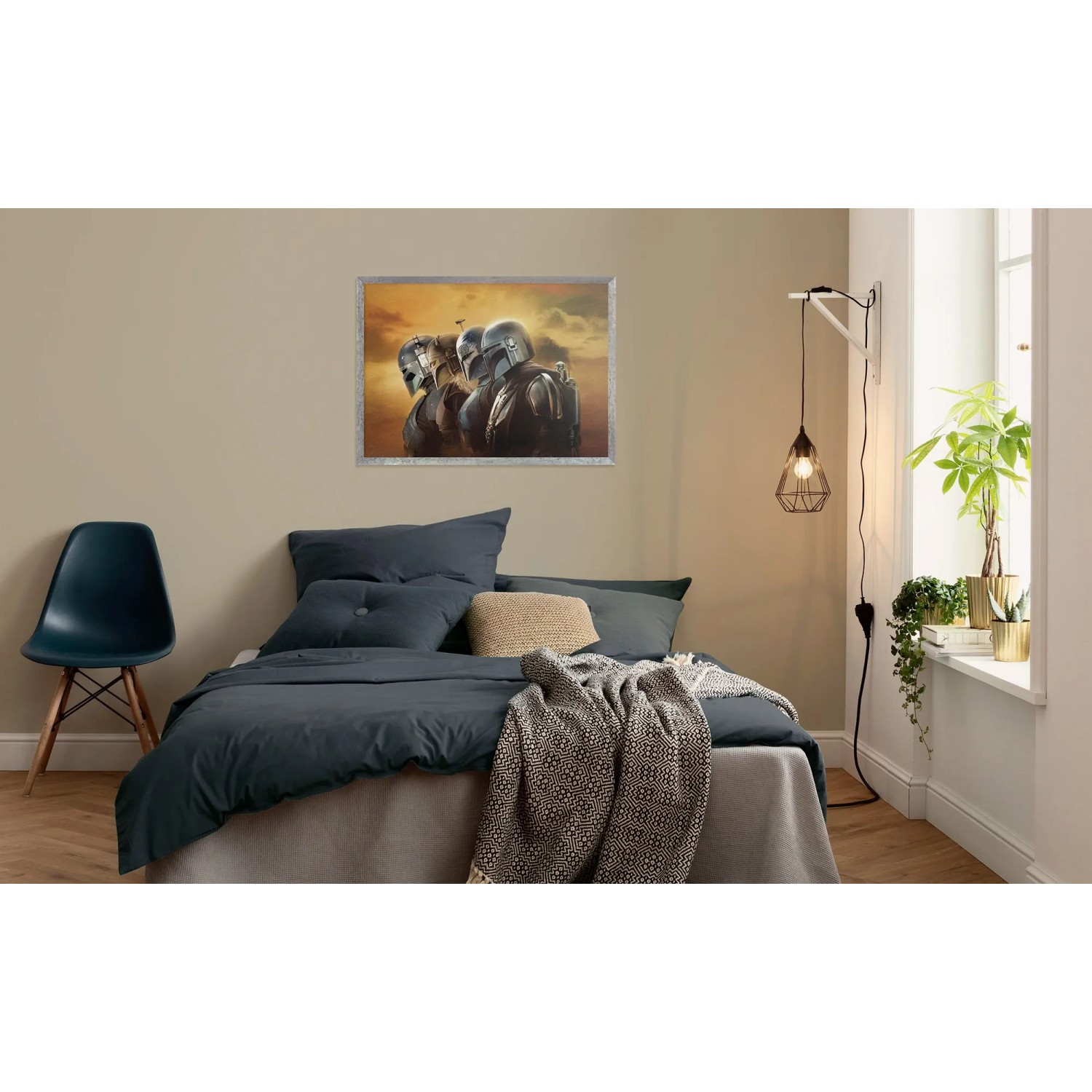 Komar Wandbild Star Wars The Mandalorian Line Up, 50x70 cm, gelb. Deko für Kinder- und Schlafzimmer.