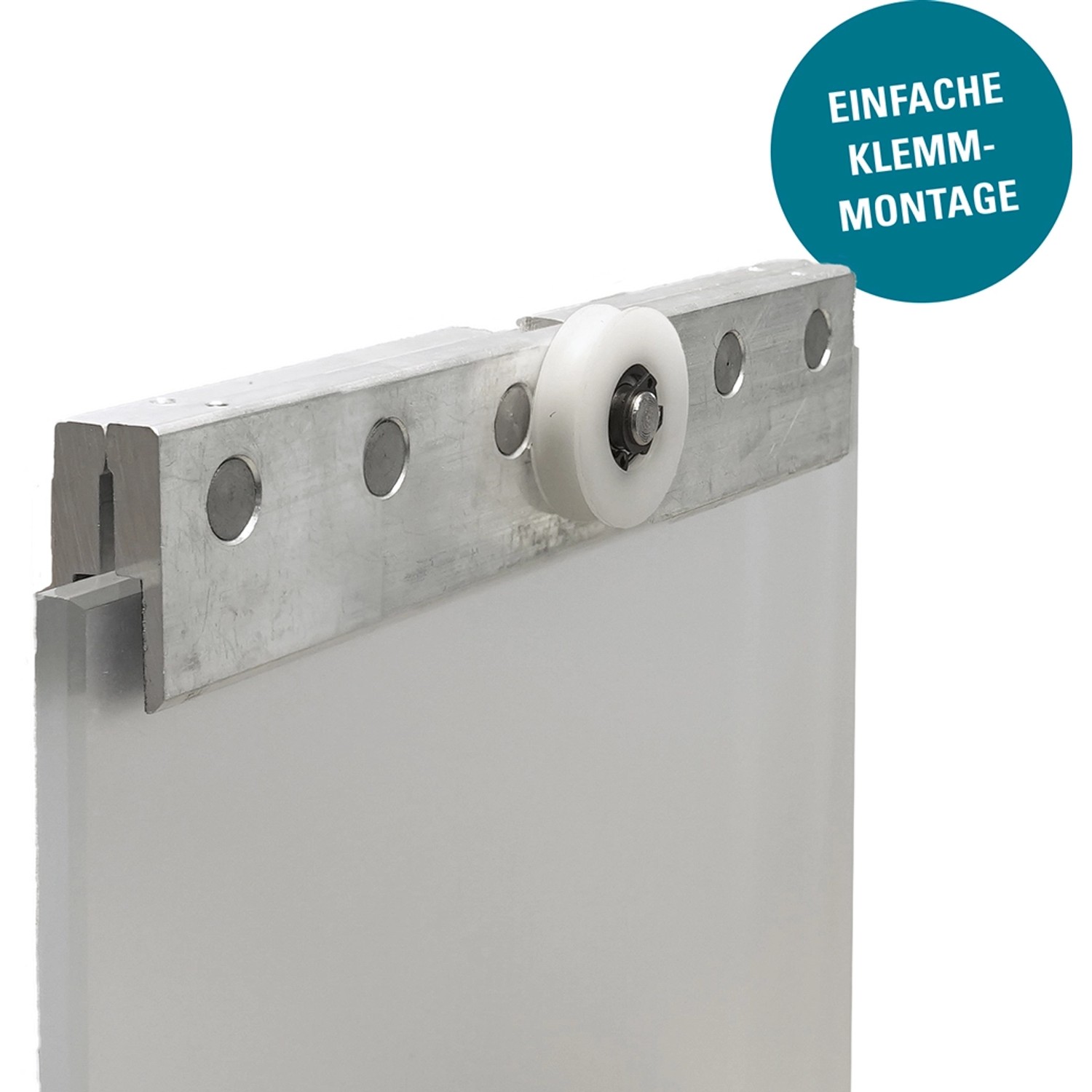 Detailaufnahme: Glasschiebetür Nova 501 mit Edelstahloptik und Rollen für einfache Klemmmontage.