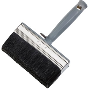 Flächenstreicher 100 mm mit grauen Kunststoffgriff und schwarzen Borsten für Lacke.