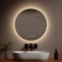 Emke runder LED Badspiegel mit gebürstetem Goldrahmen, dimmbarer Beleuchtung, Uhr und Temperaturanzeige.