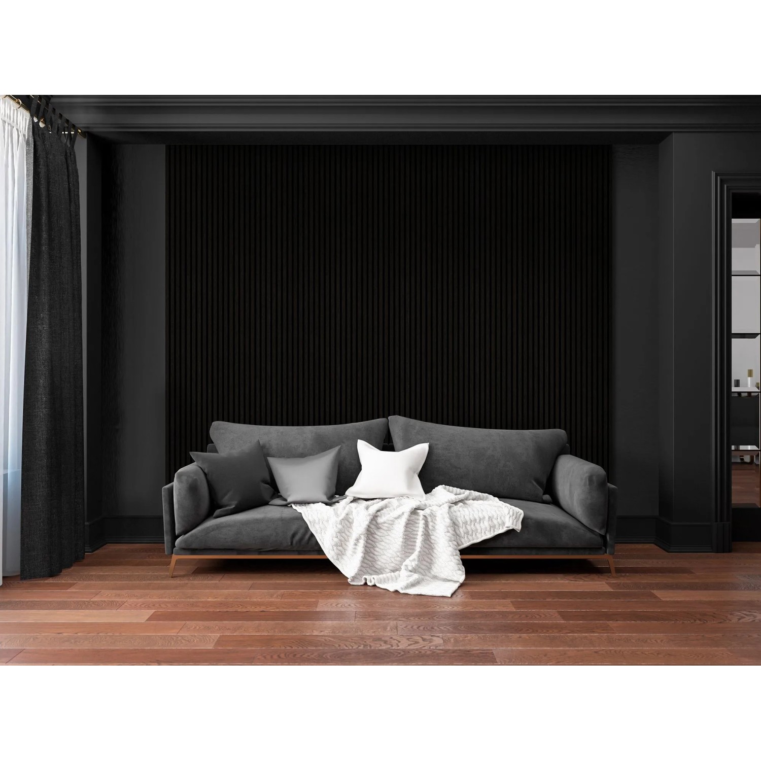 Schwarze FN Acustico Akustikplatte Eiche als Wandpaneel hinter Sofa im Wohnzimmer.