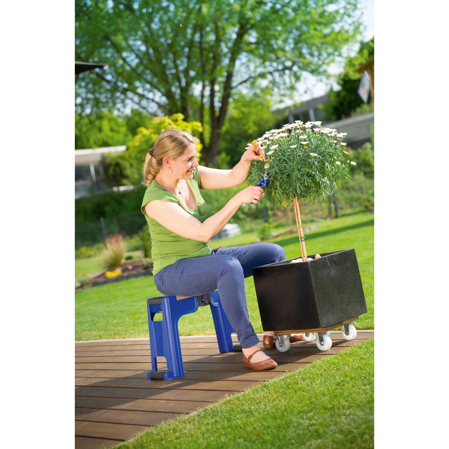 LUX Gartenhocker mit Kniekissen kaufen bei OBI