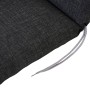 Detailaufnahme: Anthrazitfarbene Siena Garden Sesselauflage Comfort mit Bindebändern.