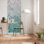 Komar Vlies Fototapete Herringbone Mint Panel, 100x250 cm im Wohnraum.