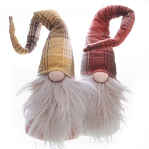 Zwei Stoff-Wichtel mit Plüschbart, karierte Mütze, ca. 61 cm hoch. Dekorative Figuren in Gelb und Rot.